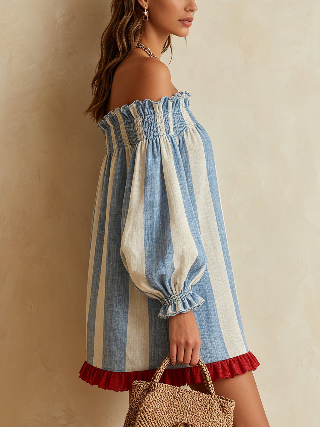 Ondine | Mini Abito a Righe Blu e Bianco a Spalle Scoperte con Orlo a Contrasto