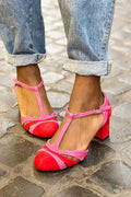 tacchi chunky fucsia con cinturino a T, fibbia e cut-out colorblock.