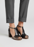 Estela™ – Tacón Cut Out Moderno