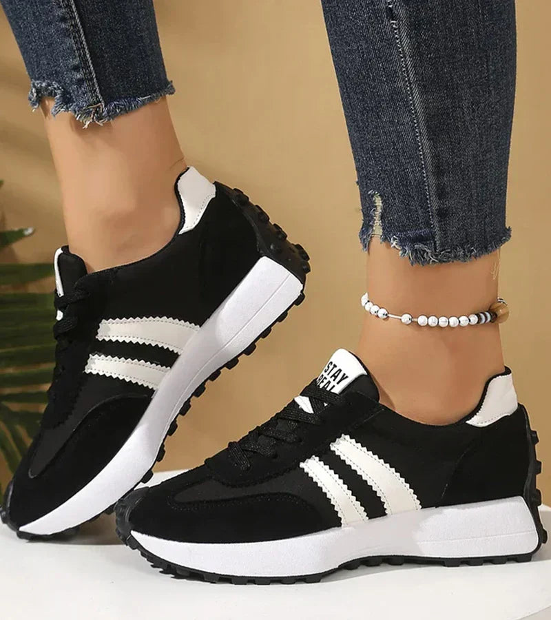 Martina™ – Zapatilla Retro