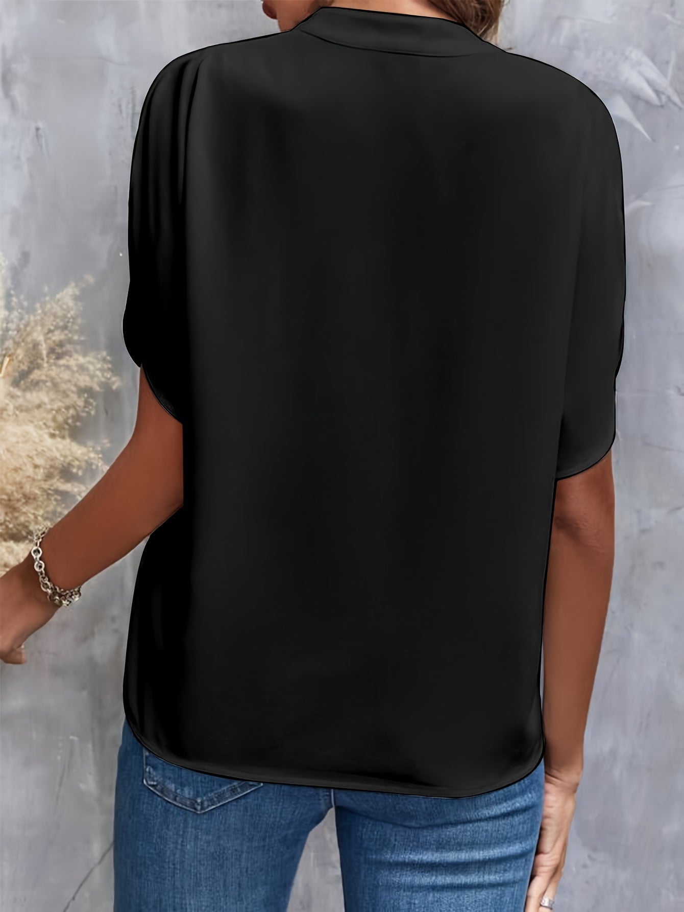 Mina™ – Blusa Minimal Fluida