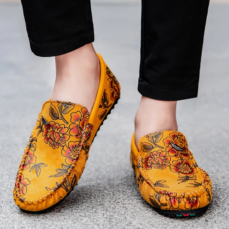 Mocasines de piel con estampado floral