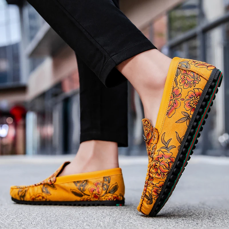 Mocasines de piel con estampado floral