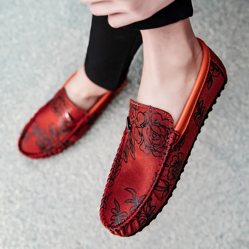 Mocasines de piel con estampado floral