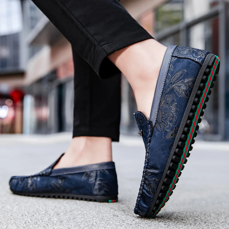 Mocasines de piel con estampado floral