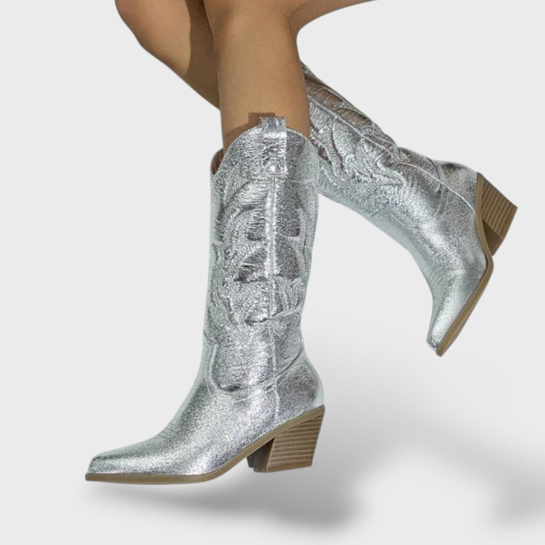 Alma™ – Bota Bordada