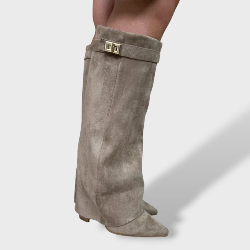 Alma™ – Bota Elegante