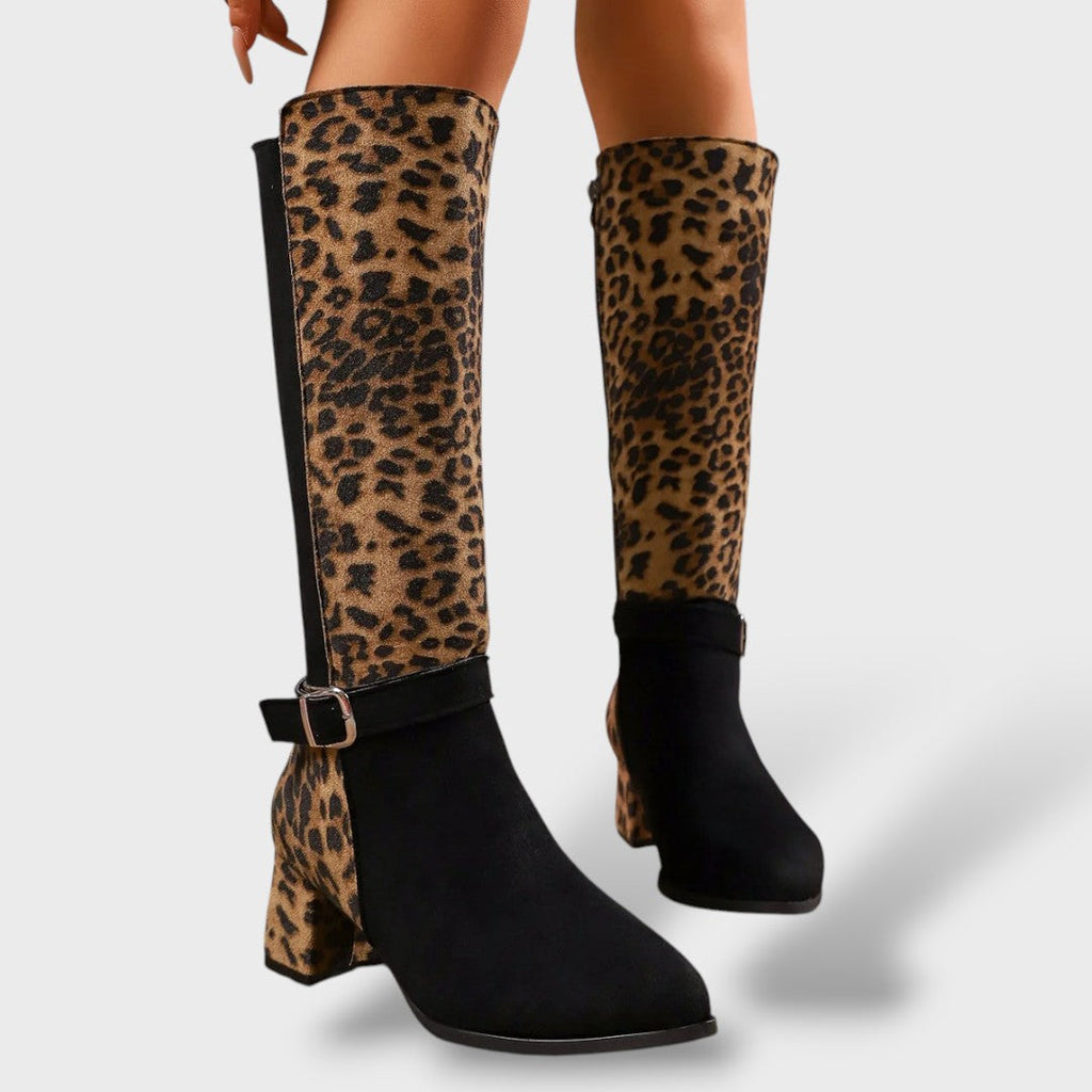 Elara™ – Bota Leopardo